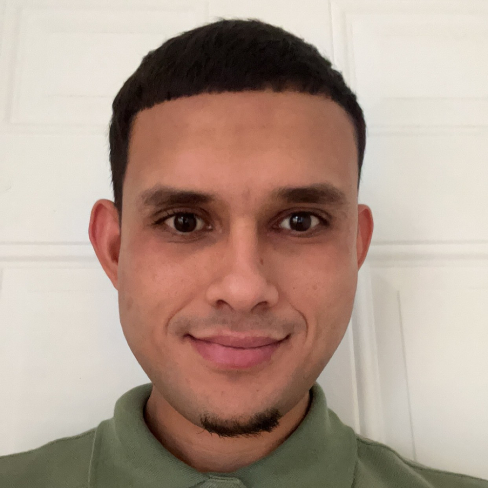 Luis Perez Castaneda - Realtor in Venice, FL
