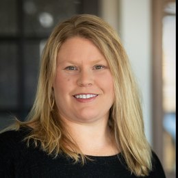 Jaime Burczek - Agent in Cedar Rapids, IA