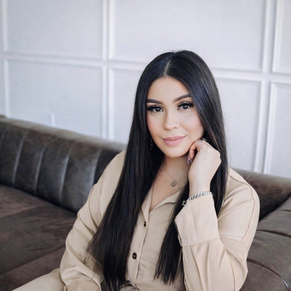 Nataly Chavez - Realtor in Pearland, TX