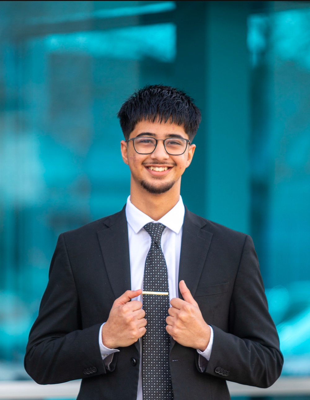 Zakariya Pirzada - Realtor in Sacramento, CA