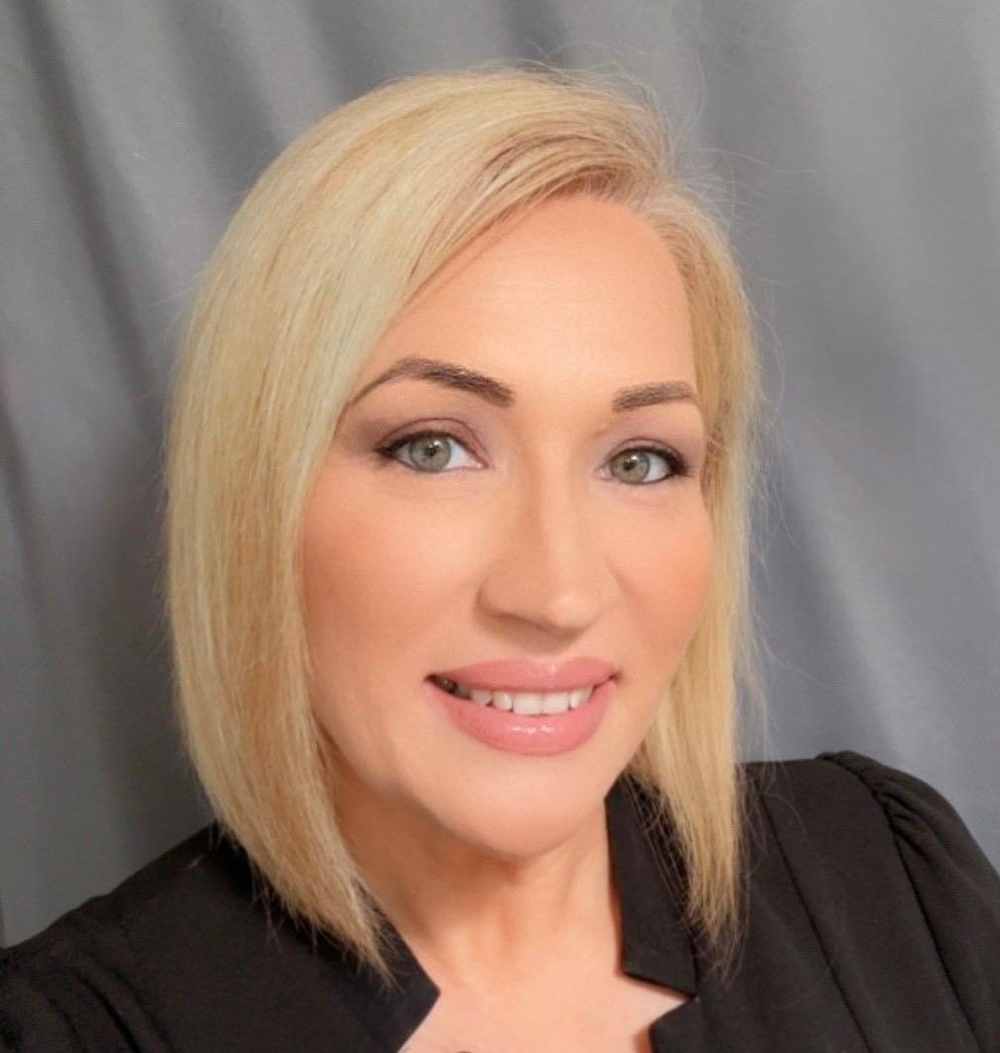 Stephanie Hauze - Realtor in Merced, CA