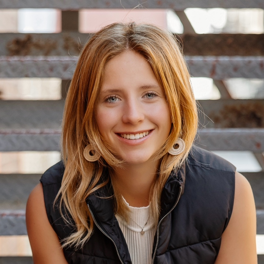 Elliana Savage - Realtor in Prairie Village, KS