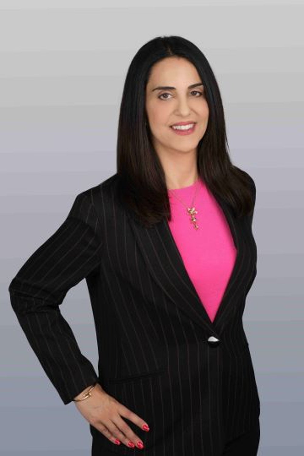Dorna Farhadi - Realtor in Irvine, CA