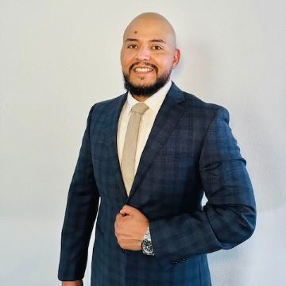 Eloy Maldonado - Realtor in Orlando, FL