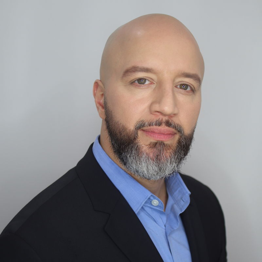 Miguel Candelaria - Realtor in Tampa, FL