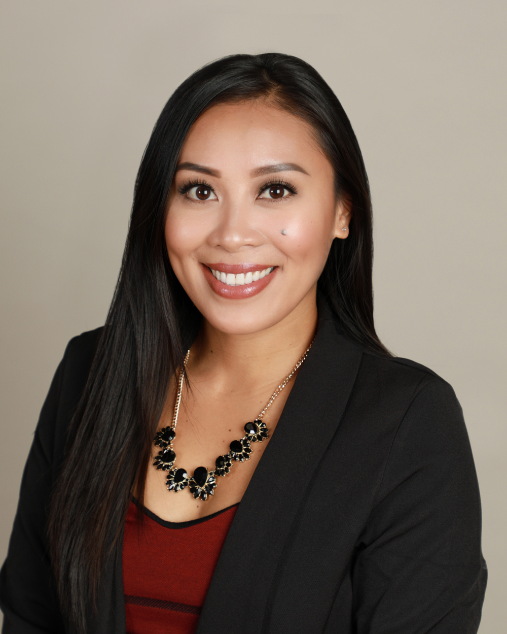 Stephanie Bantolina - Realtor in Honolulu, HI