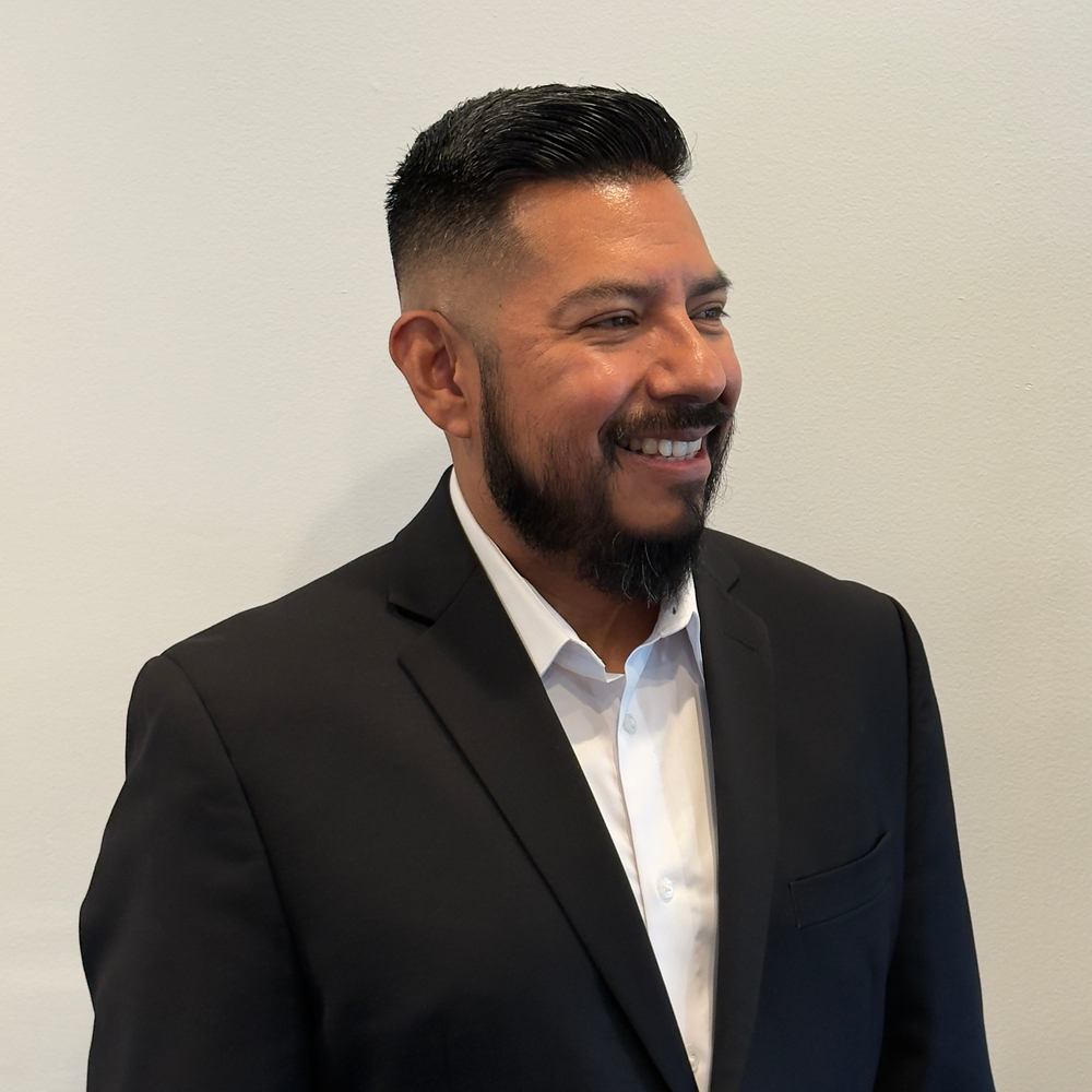 Jose Edward Valentin - Realtor in Valencia, CA