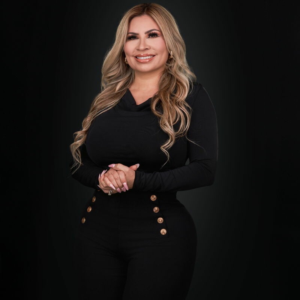 Dania De Avila De La Riva - Realtor in Weston, FL