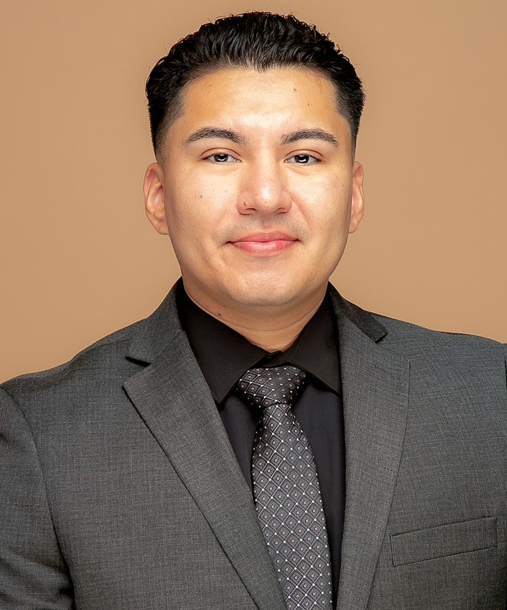 Jeovanni Saucedo - Realtor in Glen Ellyn, IL