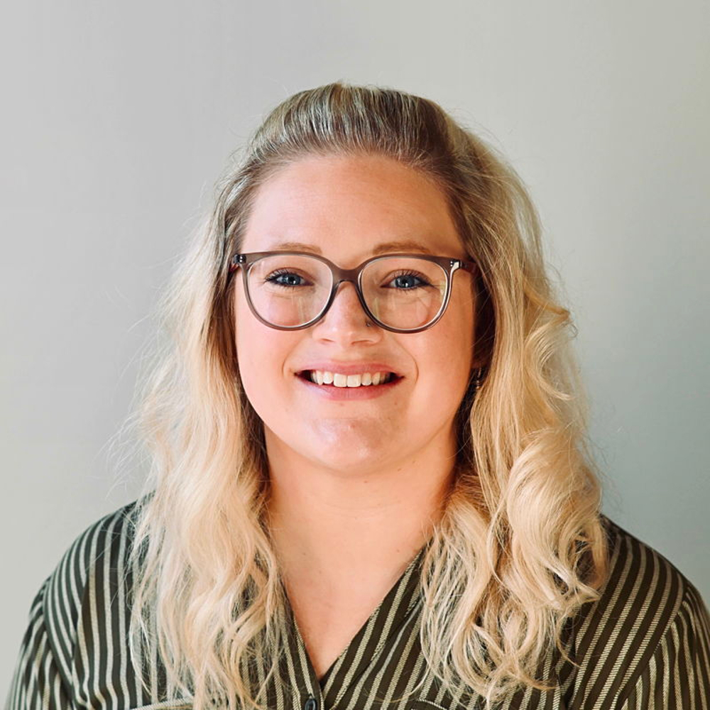 April Stendal - Realtor in Minnetonka, MN