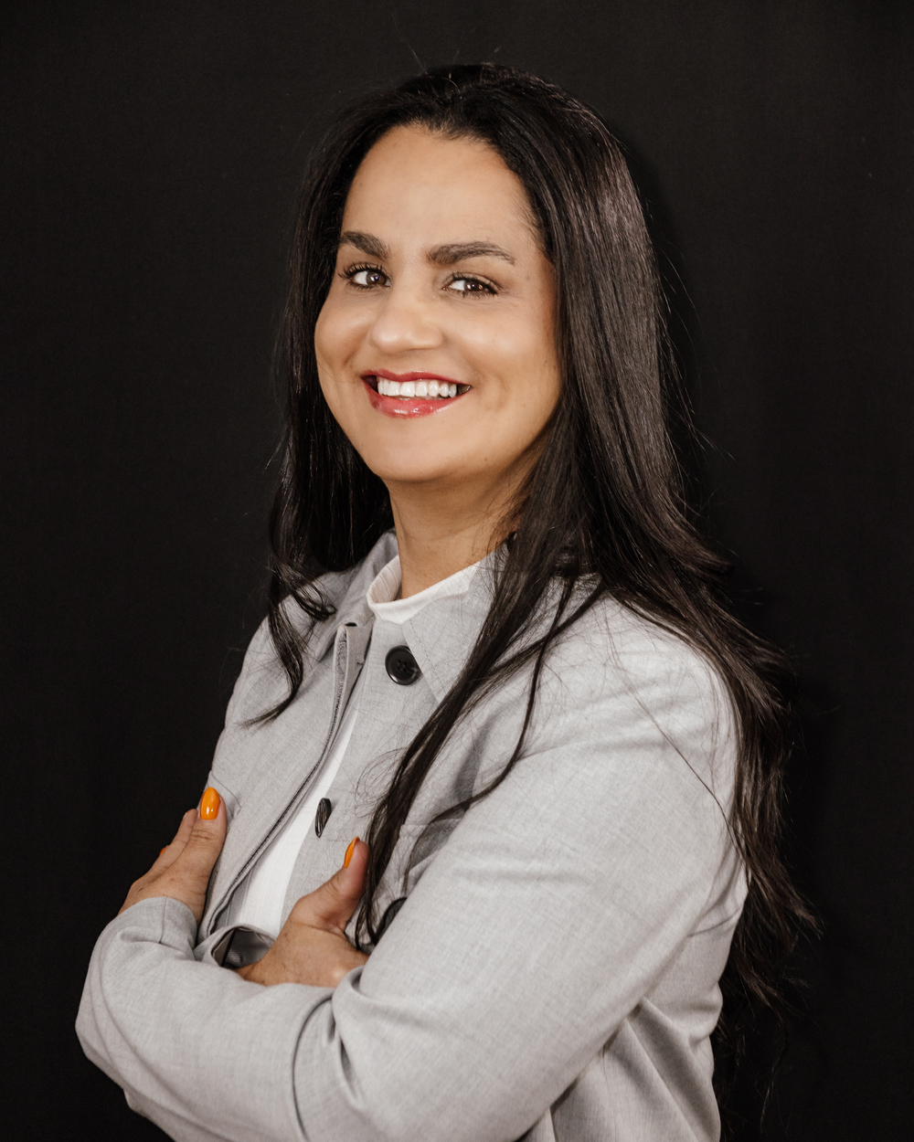 Simone Bastos - Realtor in Centerville, MA