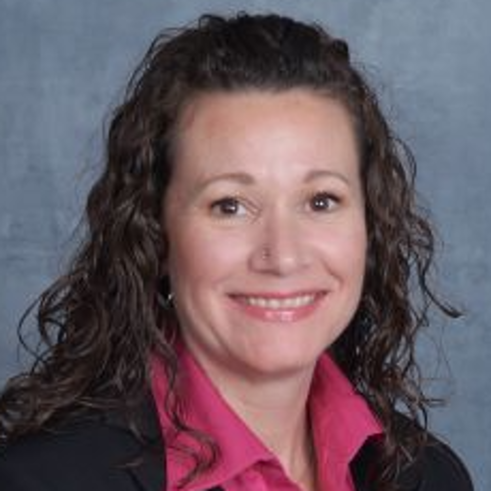 Michelle Snow - Realtor in Grand Blanc, MI
