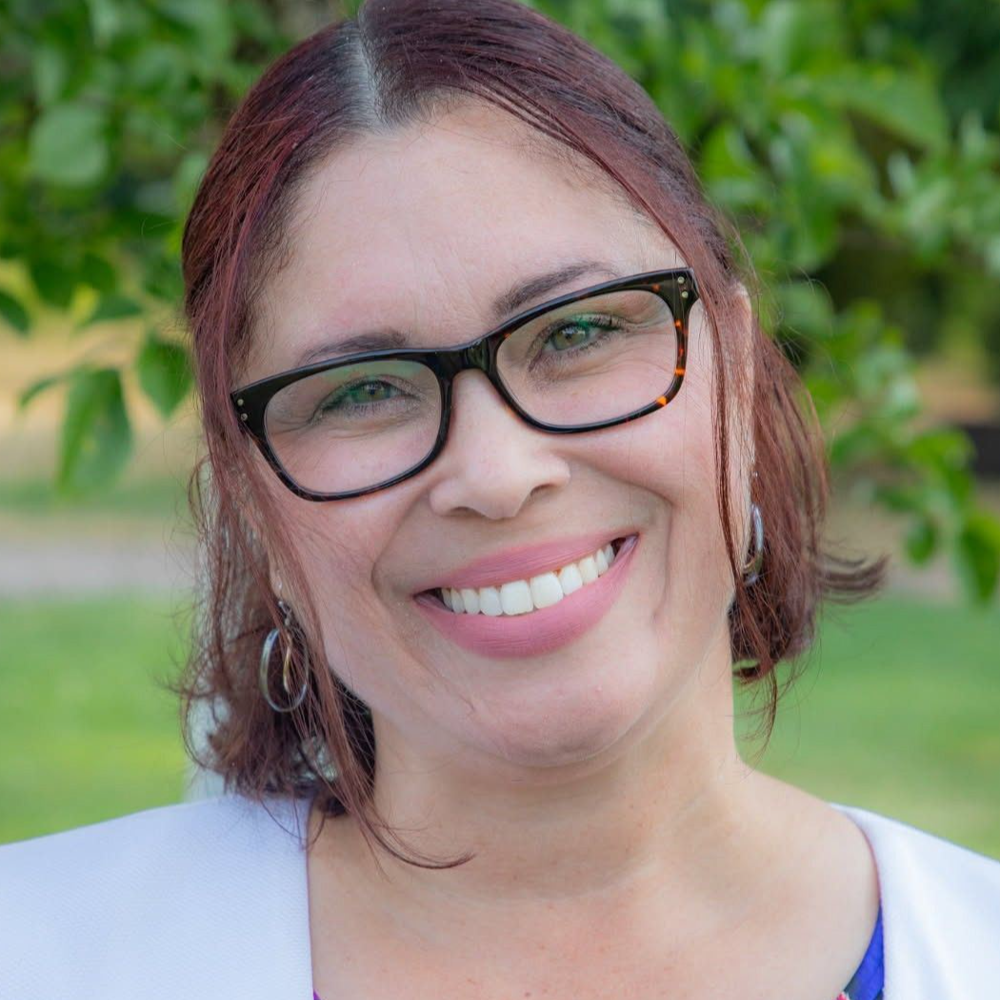 Jes Santana - Realtor in Portland, OR