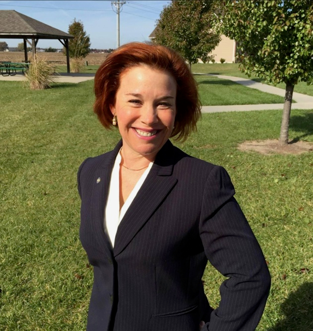 Tia Ragsdale - Realtor in O'fallon, IL