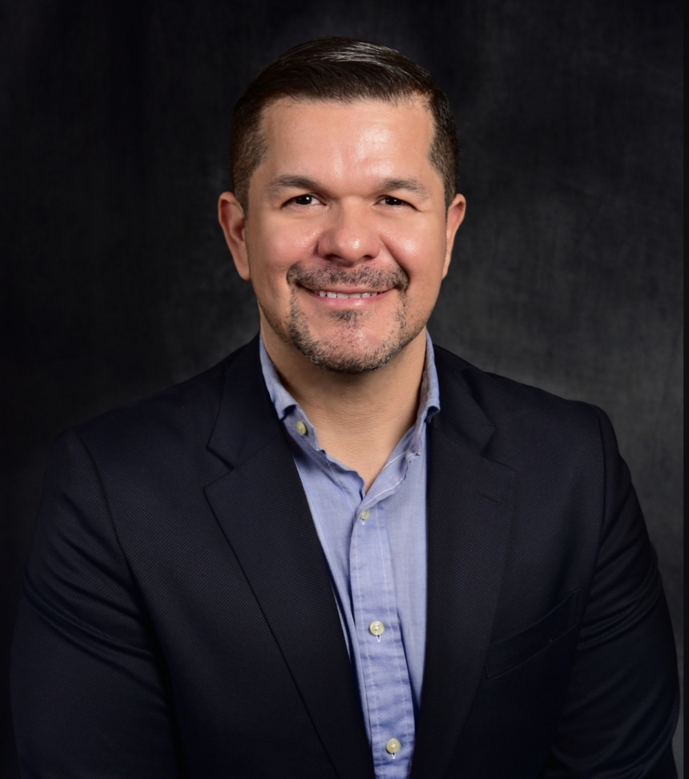 Raul Contreras - Realtor in Downey, CA
