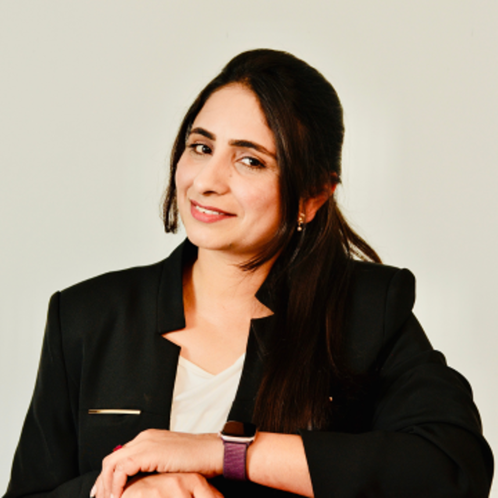 Mehreen Irshad - Realtor in Loves Park, IL
