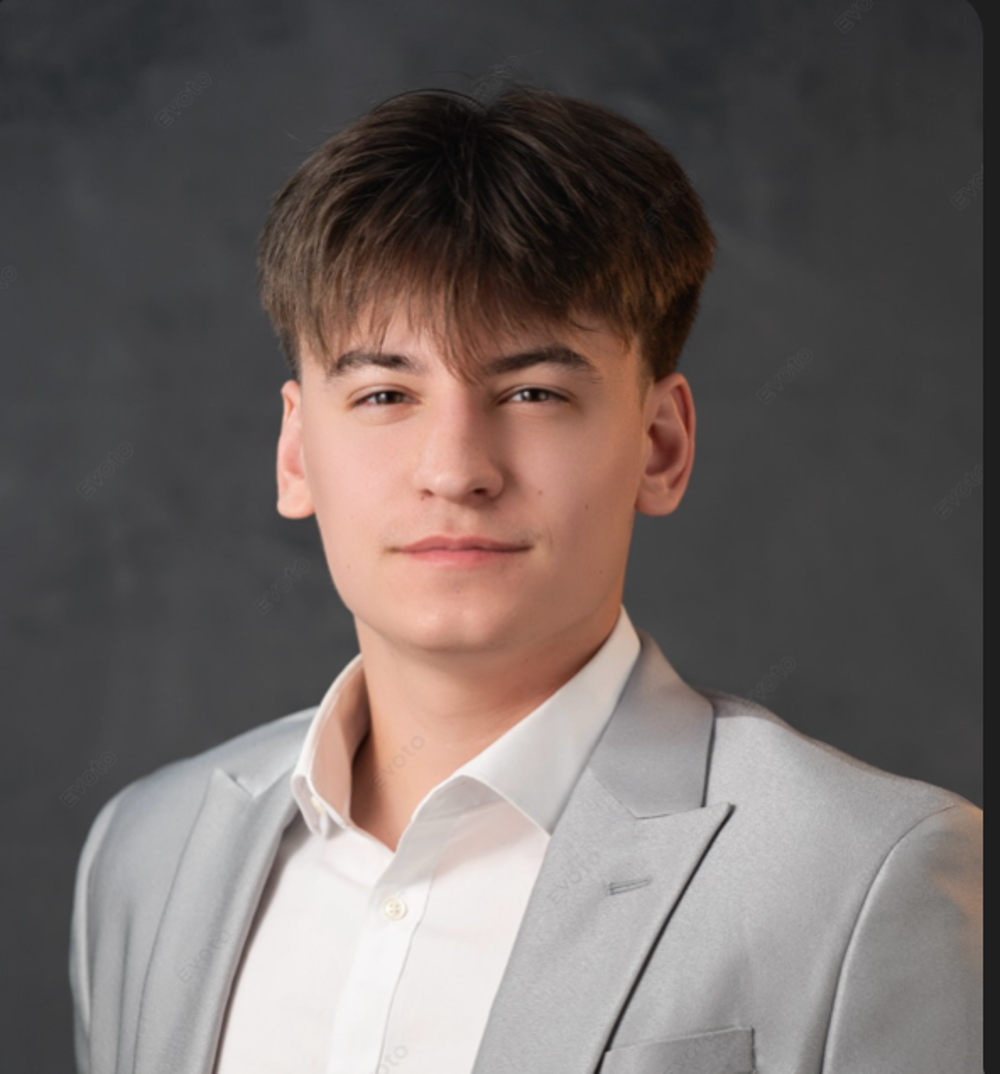 Devin Gunn - Realtor in MI