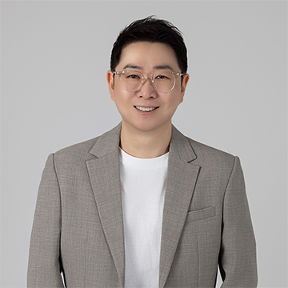Yong Ho Cho - Realtor in Fort Lee, NJ