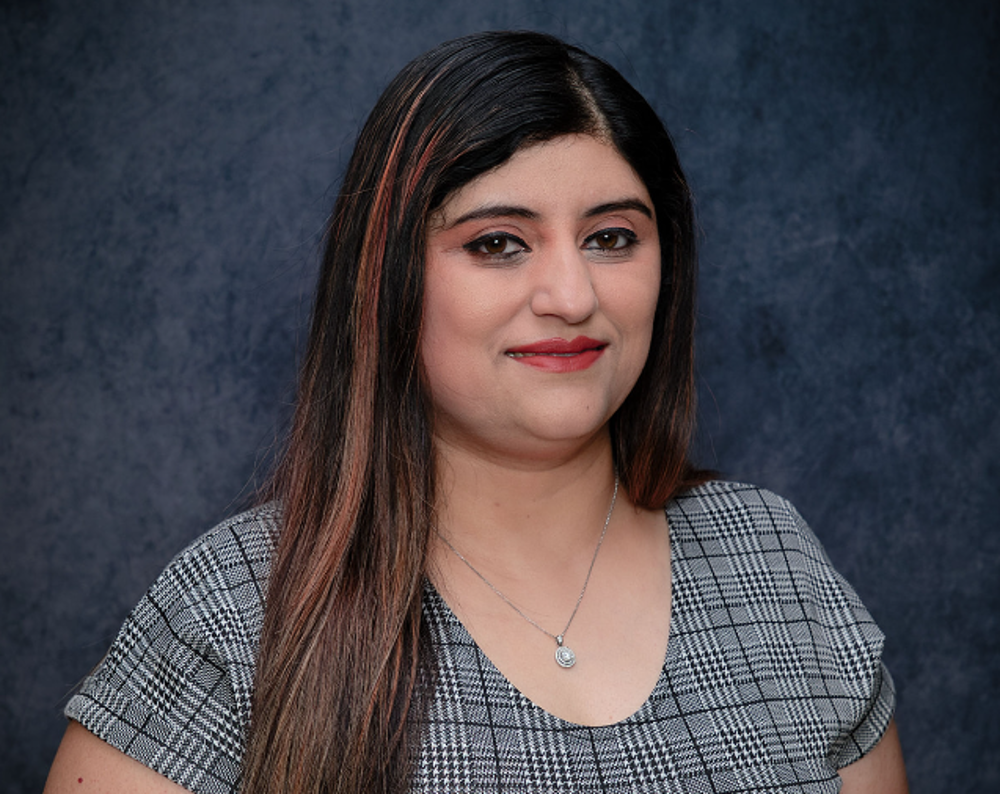 Hina Tahir - Realtor in Sugar Land, TX