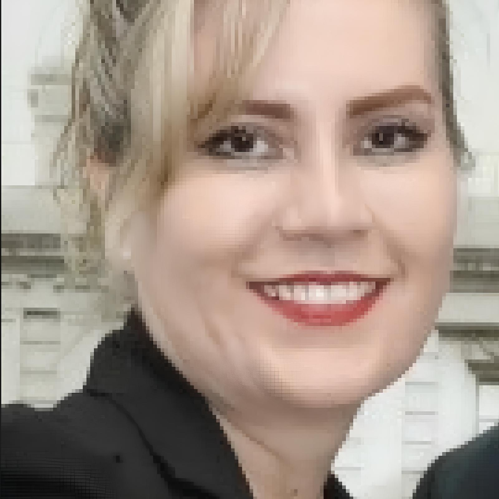 Eliana Dobronsky - Realtor in TX
