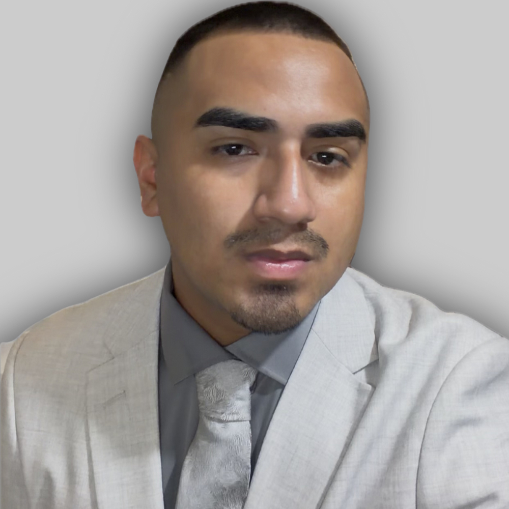 Marlon Estrada - Realtor in Canoga Park, CA