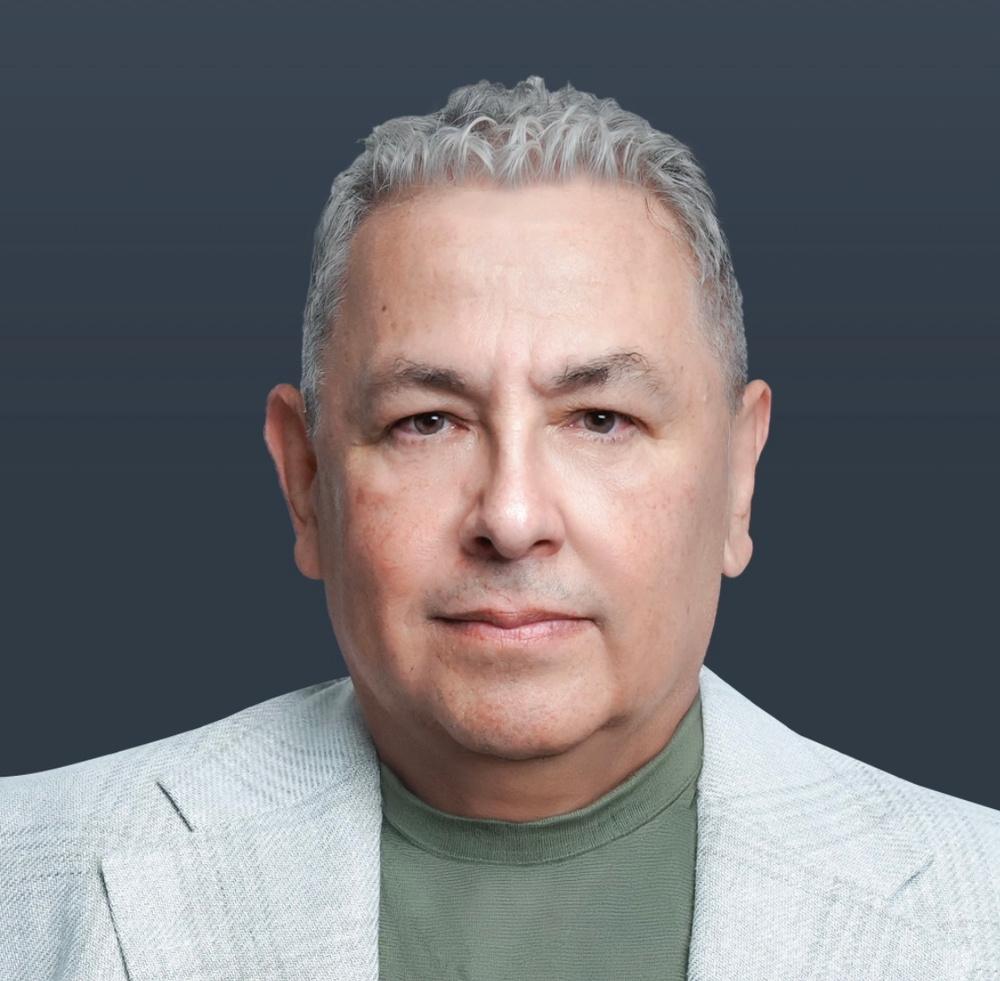 Glen Esquivel - Realtor in San Jose, CA