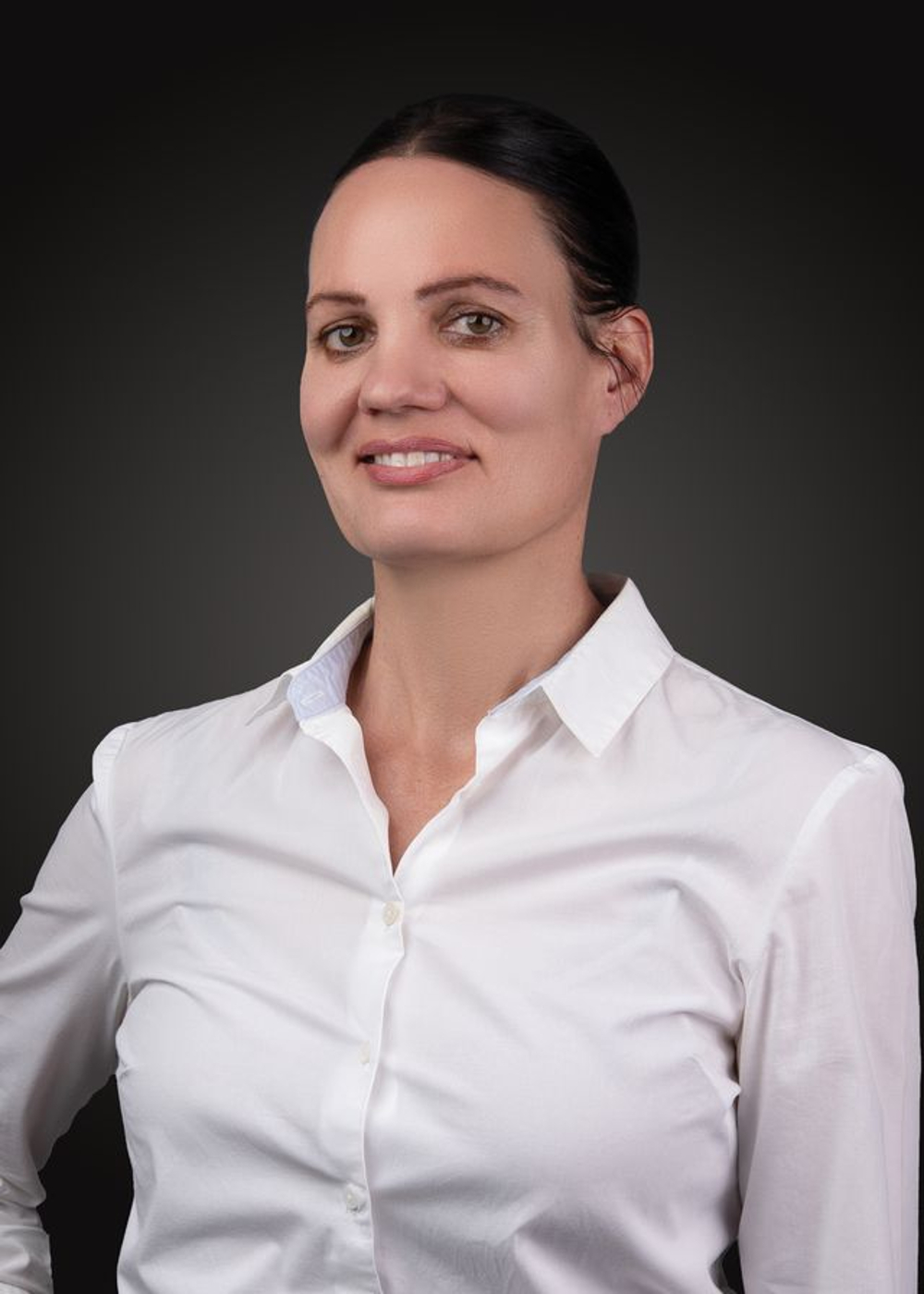 Laura Ferretti - Realtor in Corona, CA