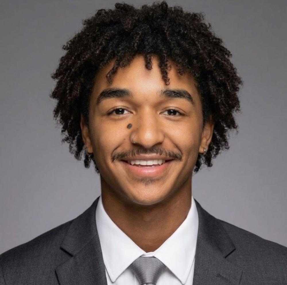 Christopher Henderson - Realtor in Corona, CA