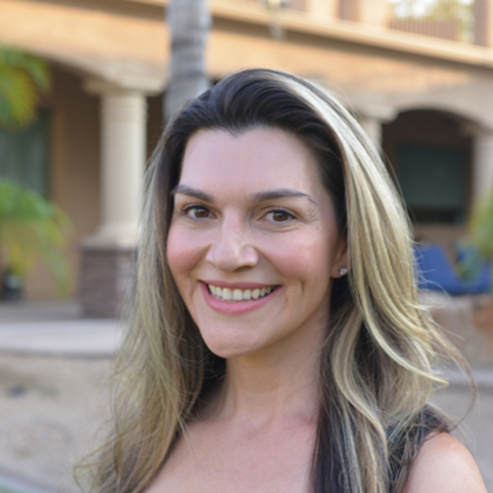 Mona Lisa Ballesteros - Realtor in Gilbert, AZ