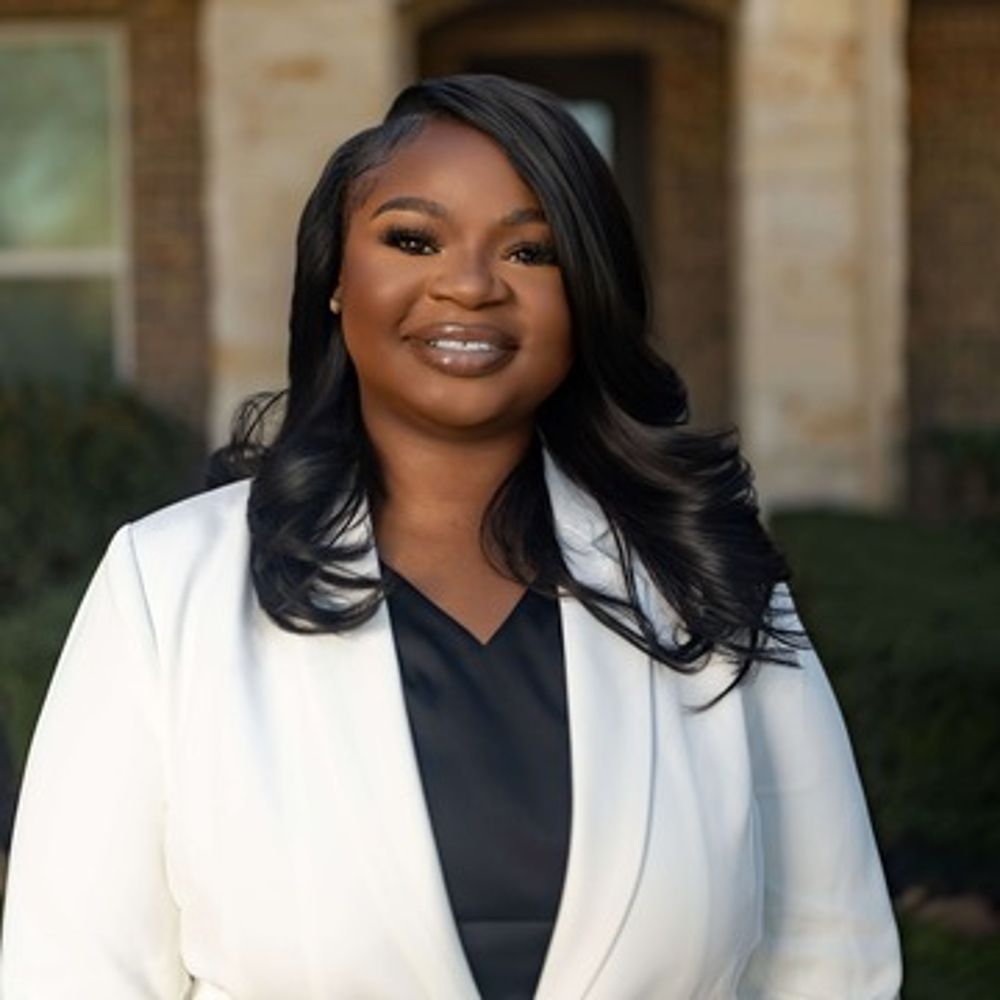 Leshanette Hurst - Realtor in Spring, TX