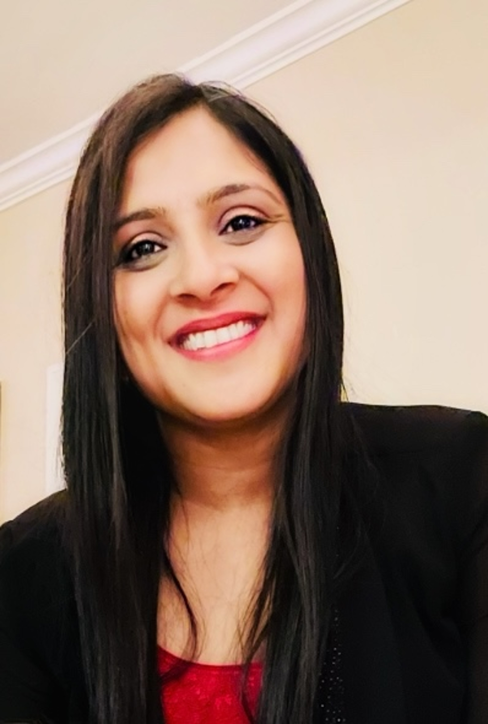 Manisha Singhania - Realtor in Naperville, IL
