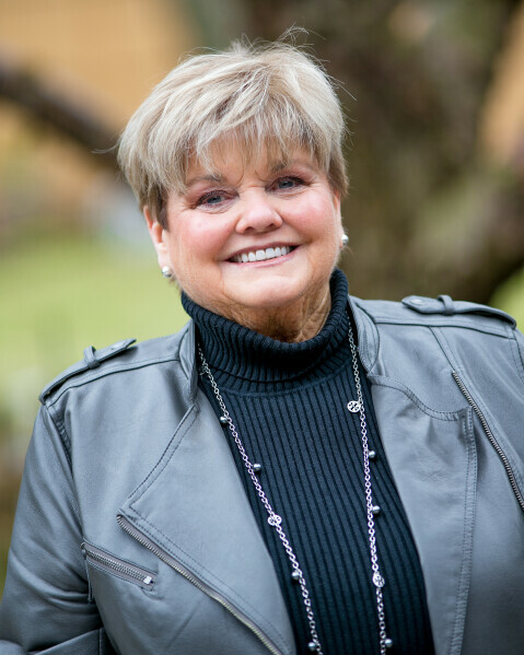 Diane Salach - Broker in Hinsdale, IL