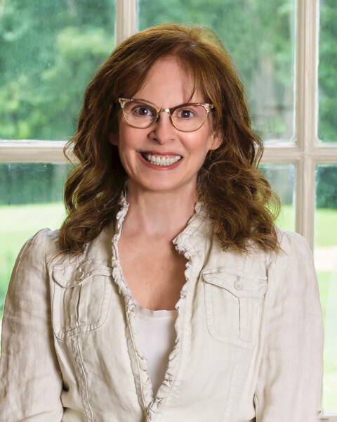 Hollie Himmelman - Broker in Chicago, IL