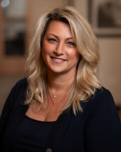 Linda Schaver - Broker in Orland Park, IL