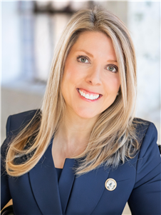 Kristy Hebert Esty - Realtor in Woodbury, MN
