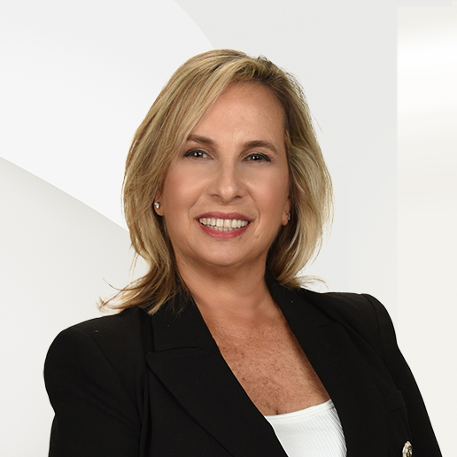 Lisa Stone - Real Estate Advisor in Delray Beach, FL