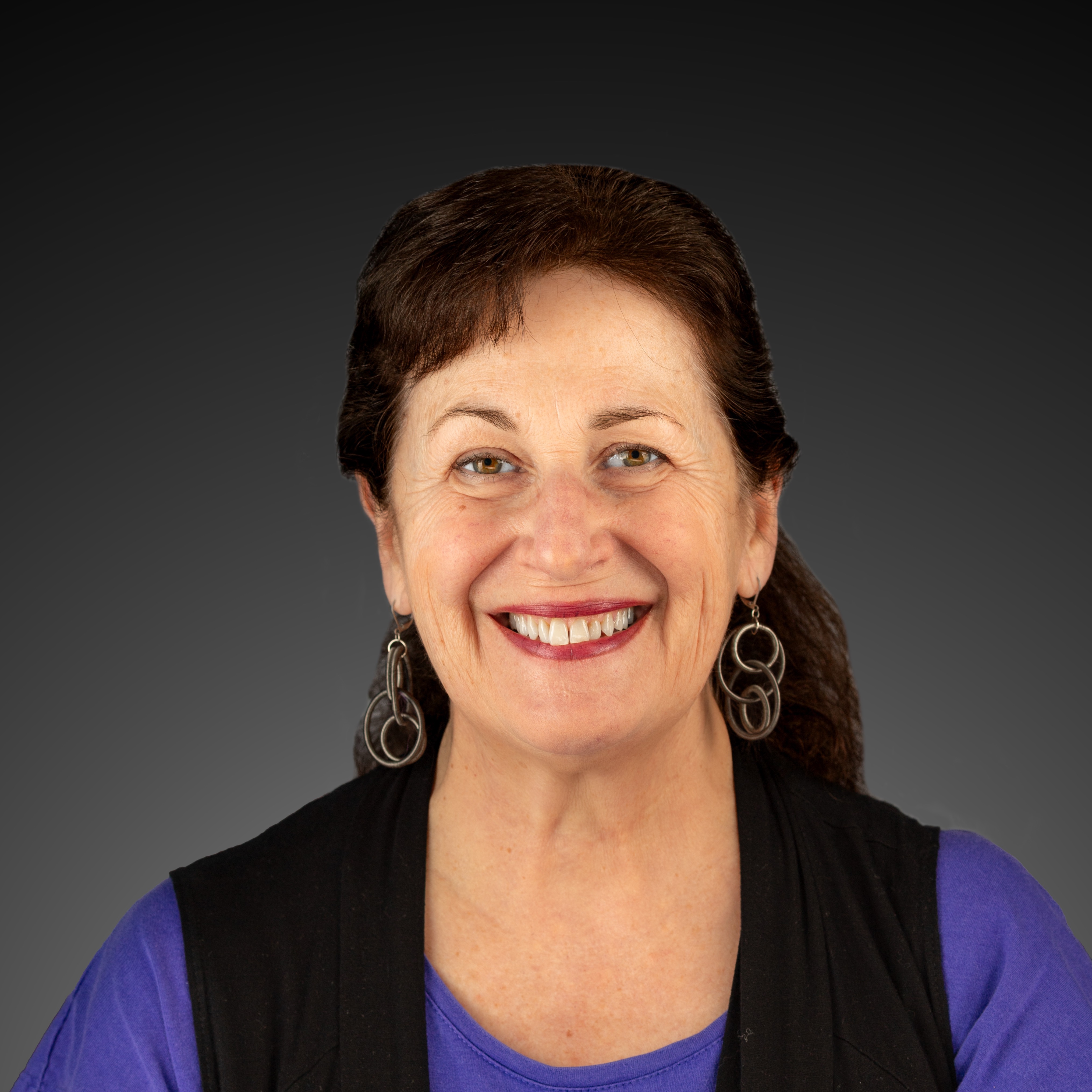 Karen Ahern - Realtor in Londonderry, NH