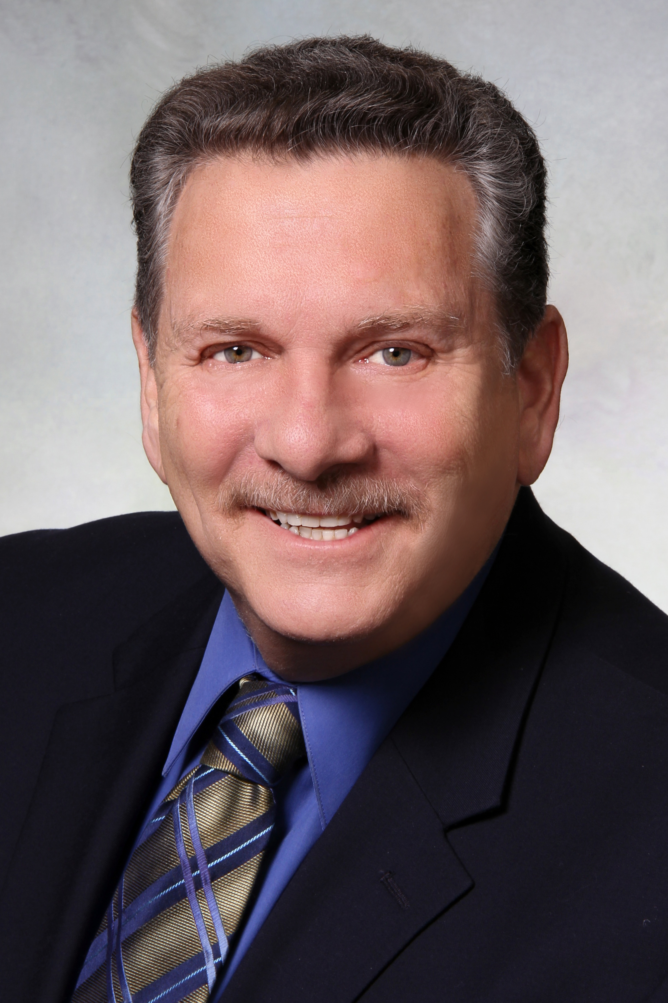 Robert Pace - Licensed Associate Real Estate Broker in Cutchogue, NY