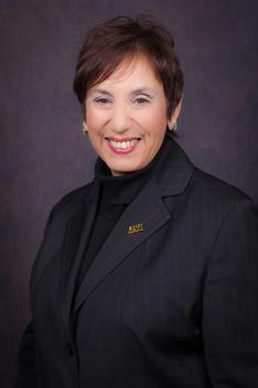 Joann Seeno - Franchisee, Broker Of Record in Elmont, NY