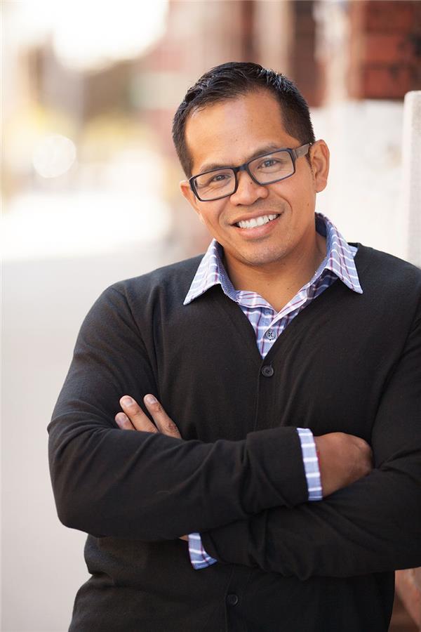 George De Los Reyes - Broker in Evanston, IL