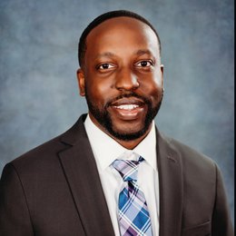 Dominique Jones - Licensed Real Estate Broker in Champaign, IL