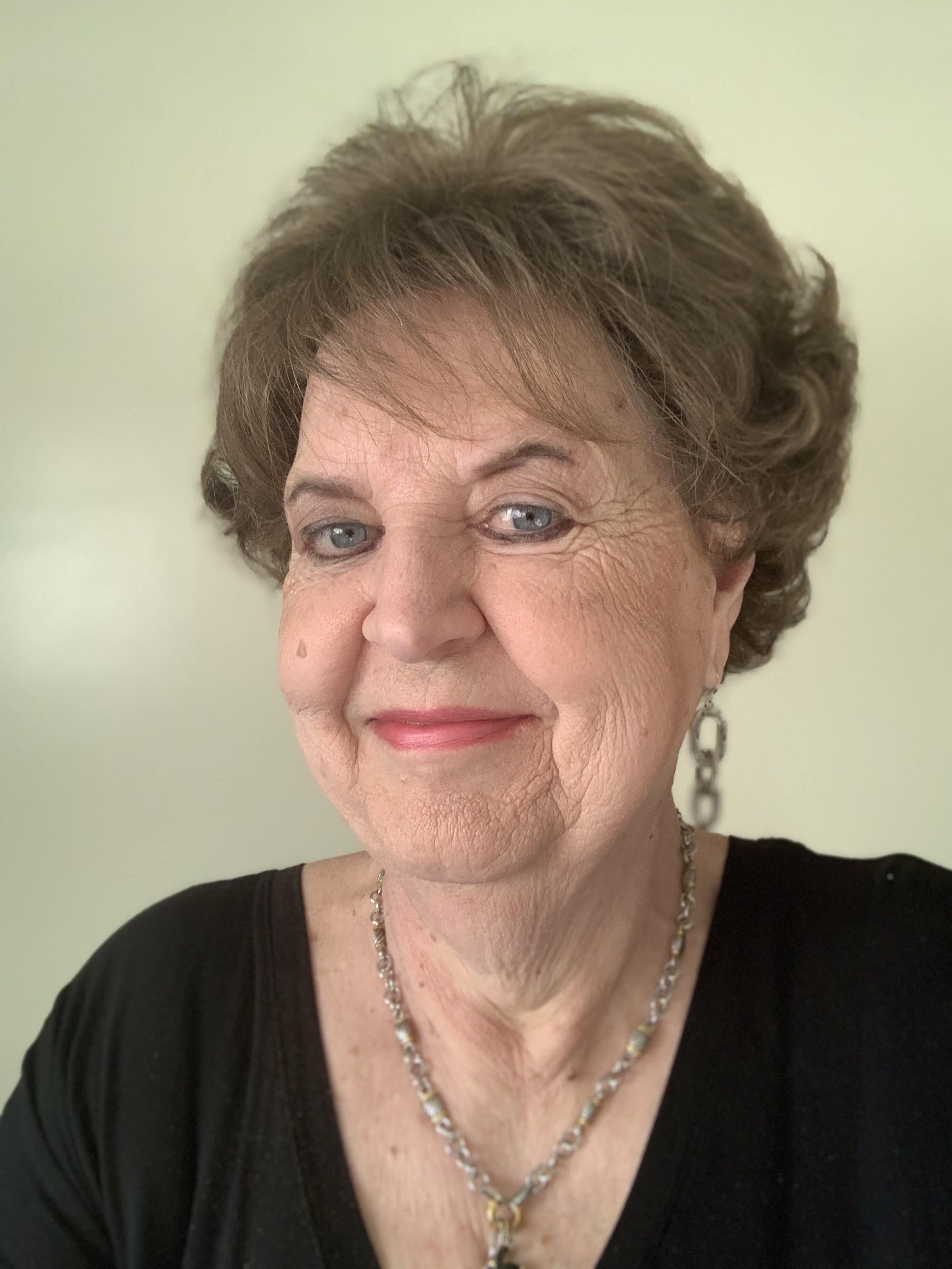 Mary Anne Colmus - Associate Real Estate Broker in Cadillac, MI