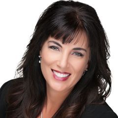 Melanie McCormick - Sales Associate in Yorba Linda, CA