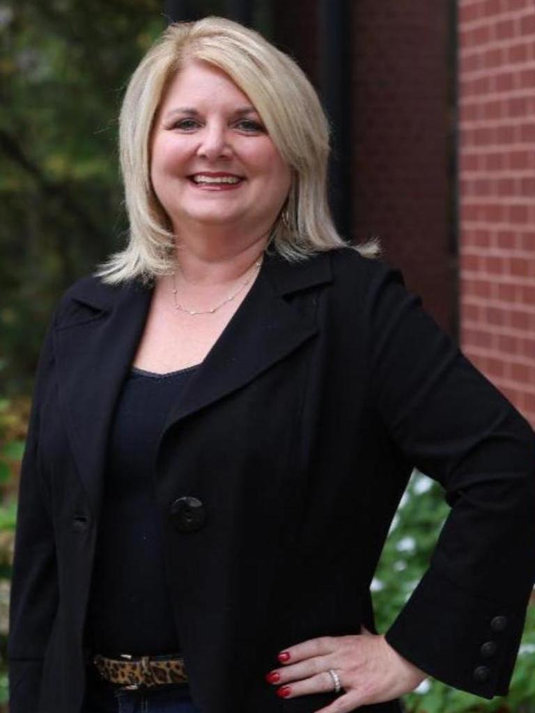 Angela Fuller - Realtor in Longview, TX