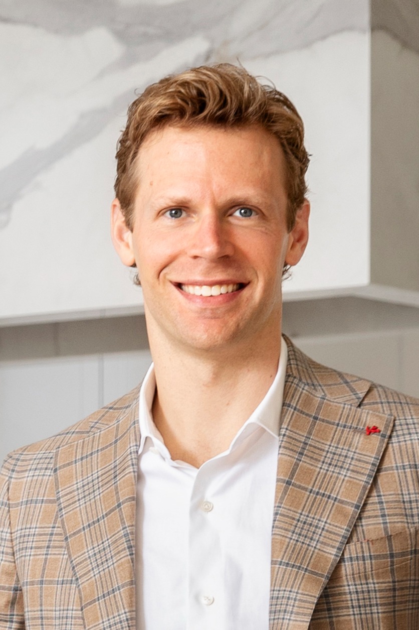 Drew Hueler - Sales Associate in Wayzata, MN