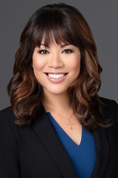 Linda Chau - Salesperson in Kapolei, HI