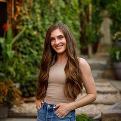 Rachael R Schreiner - Sales Associate in Omaha, NE