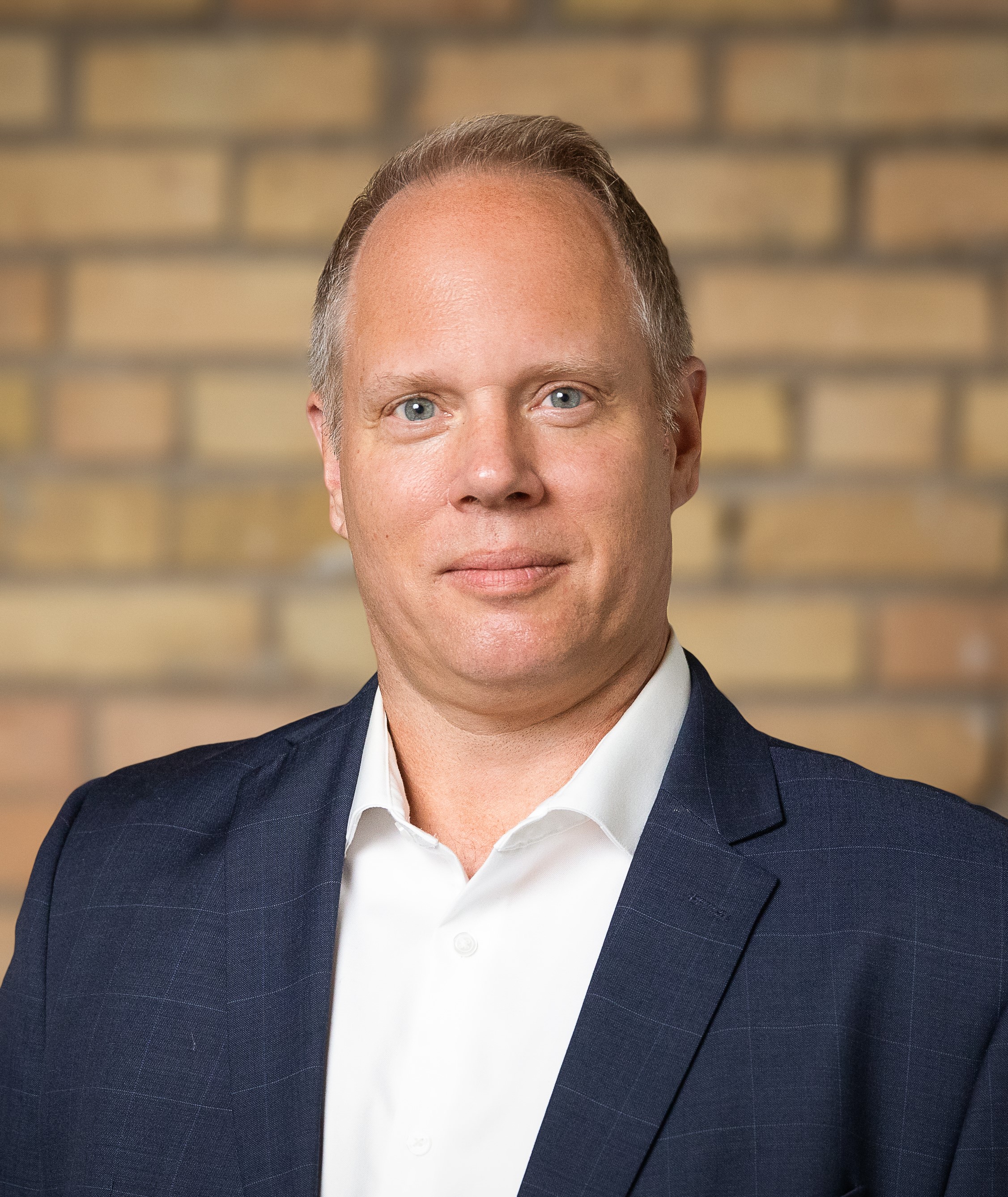 Dan Ostgaard - Real Estate Professional in Wayzata, MN