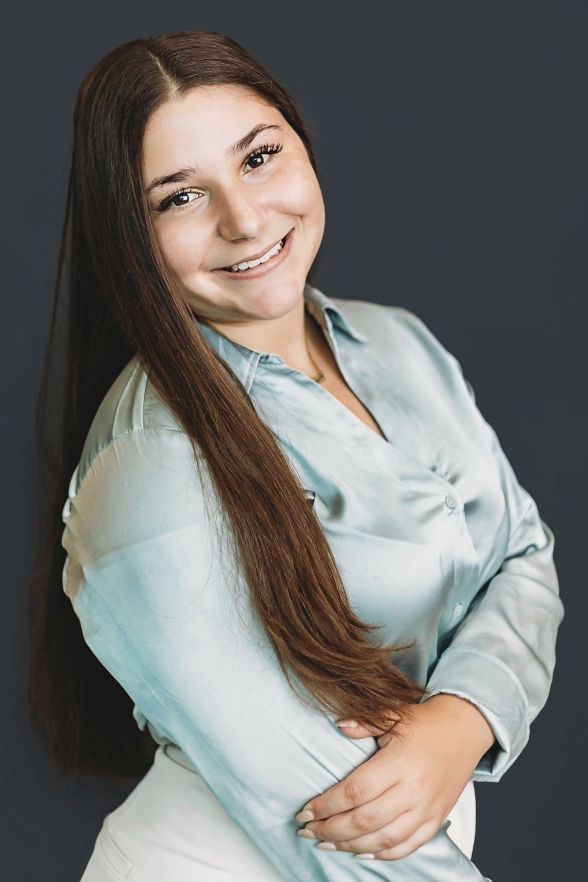 Adriana Bernardi - Salesperson in Ellicott City, MD
