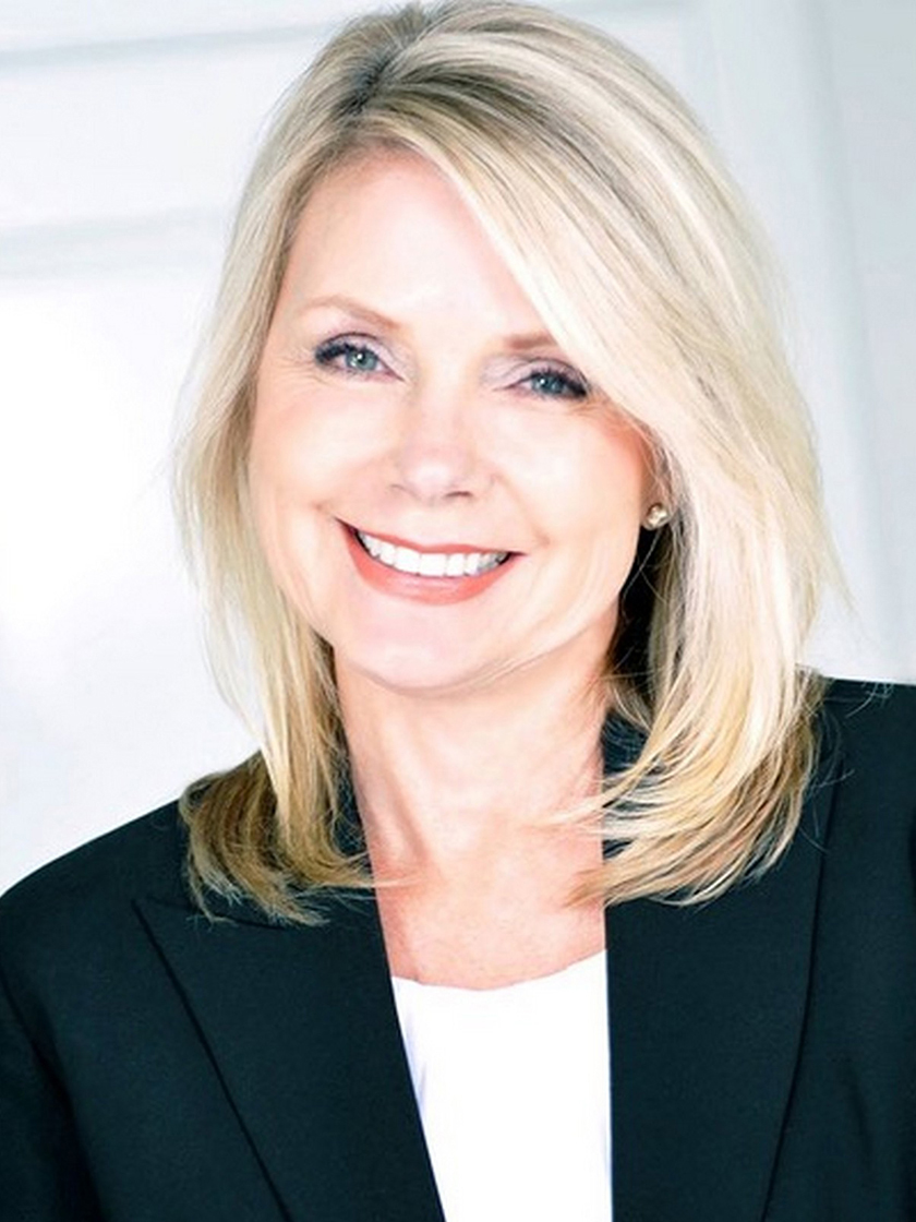 Cindy Cyr - Real Estate Professional in Bellevue, WA